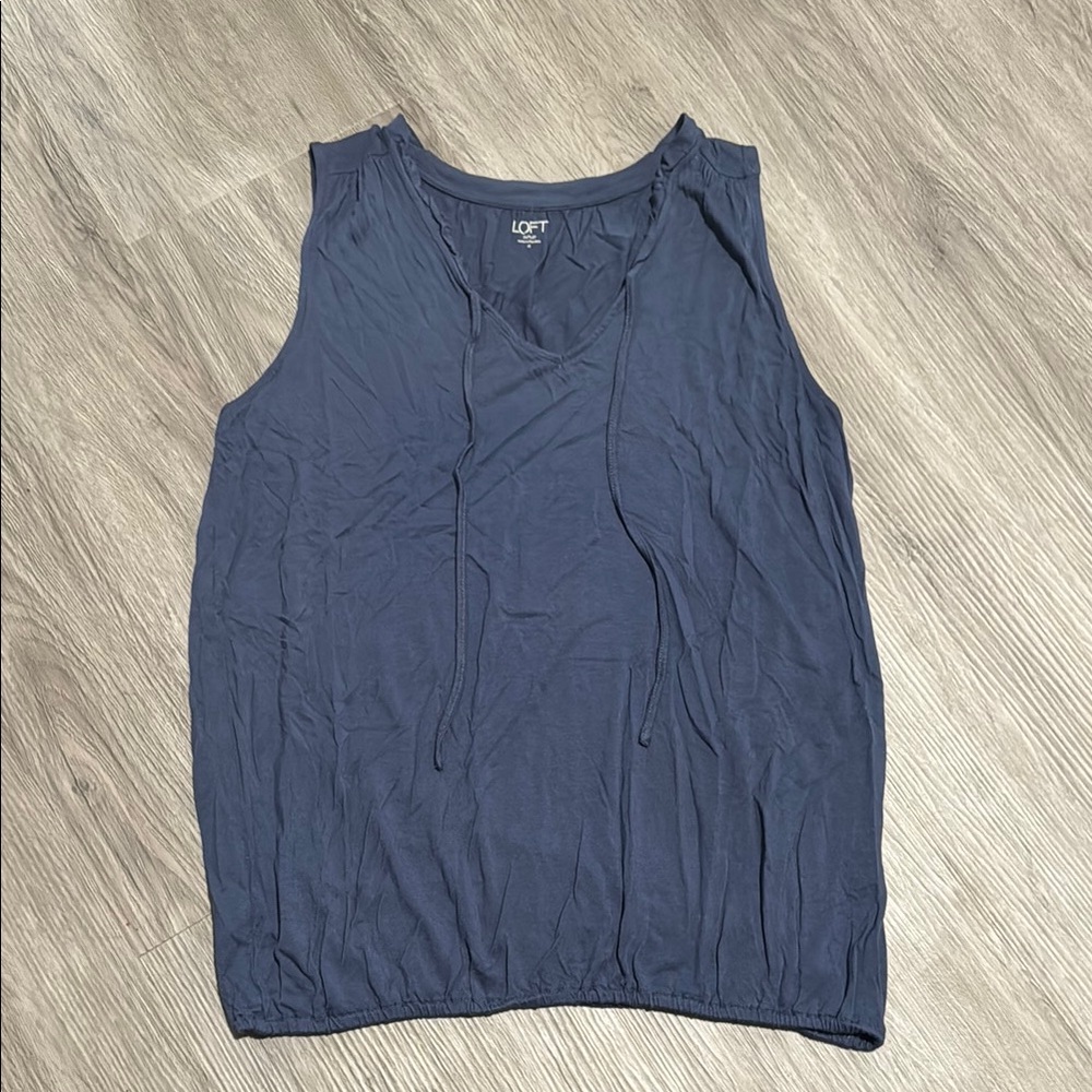 LOFT Women's Blue Sleeveless Top